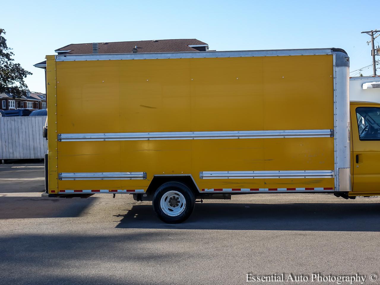 Ford Econoline E-350 Super Duty 2019