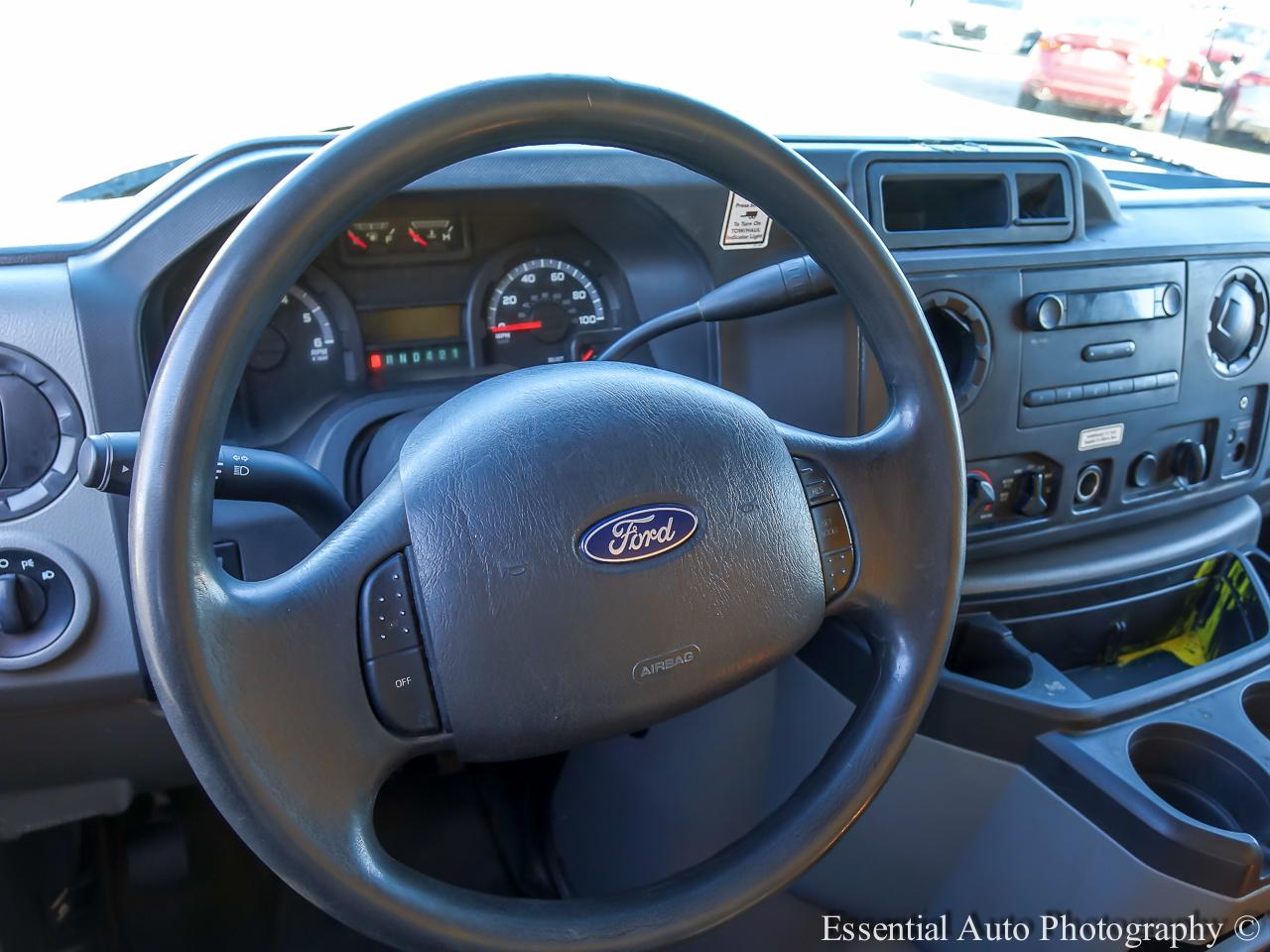 Ford Econoline E-350 Super Duty 2019