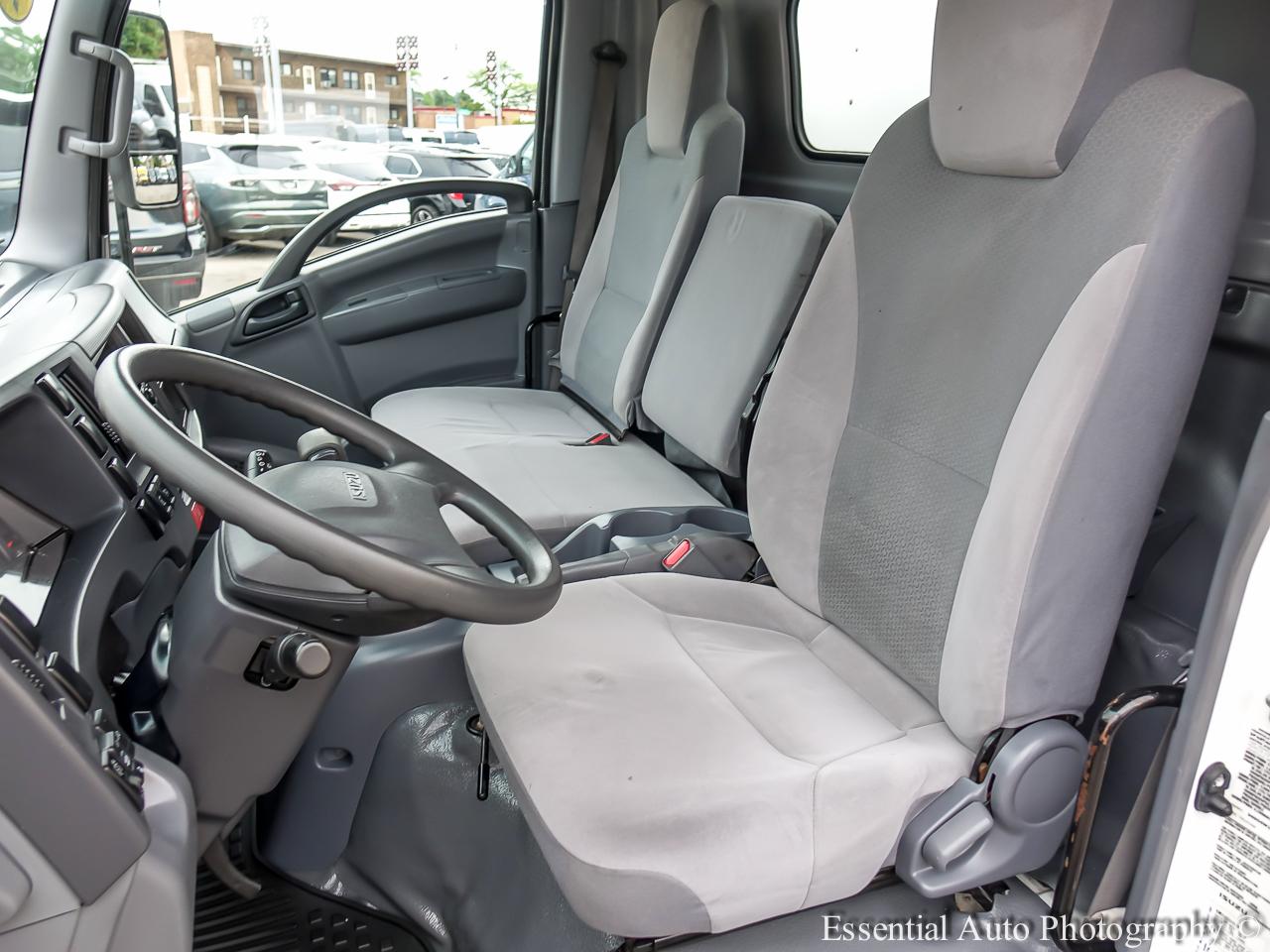 Isuzu NPR HD  2018