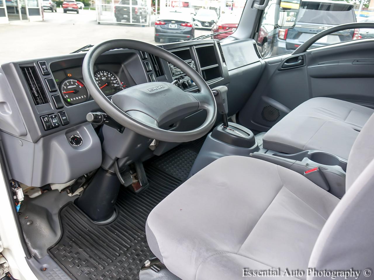Isuzu NPR HD  2018