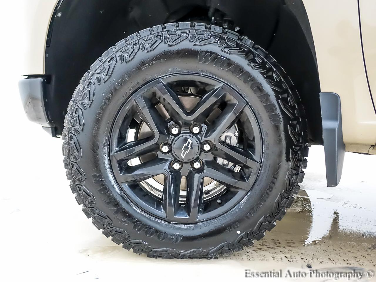 Chevrolet Silverado 1500 Trail Boss LT Crew Cab 4WD 2023
