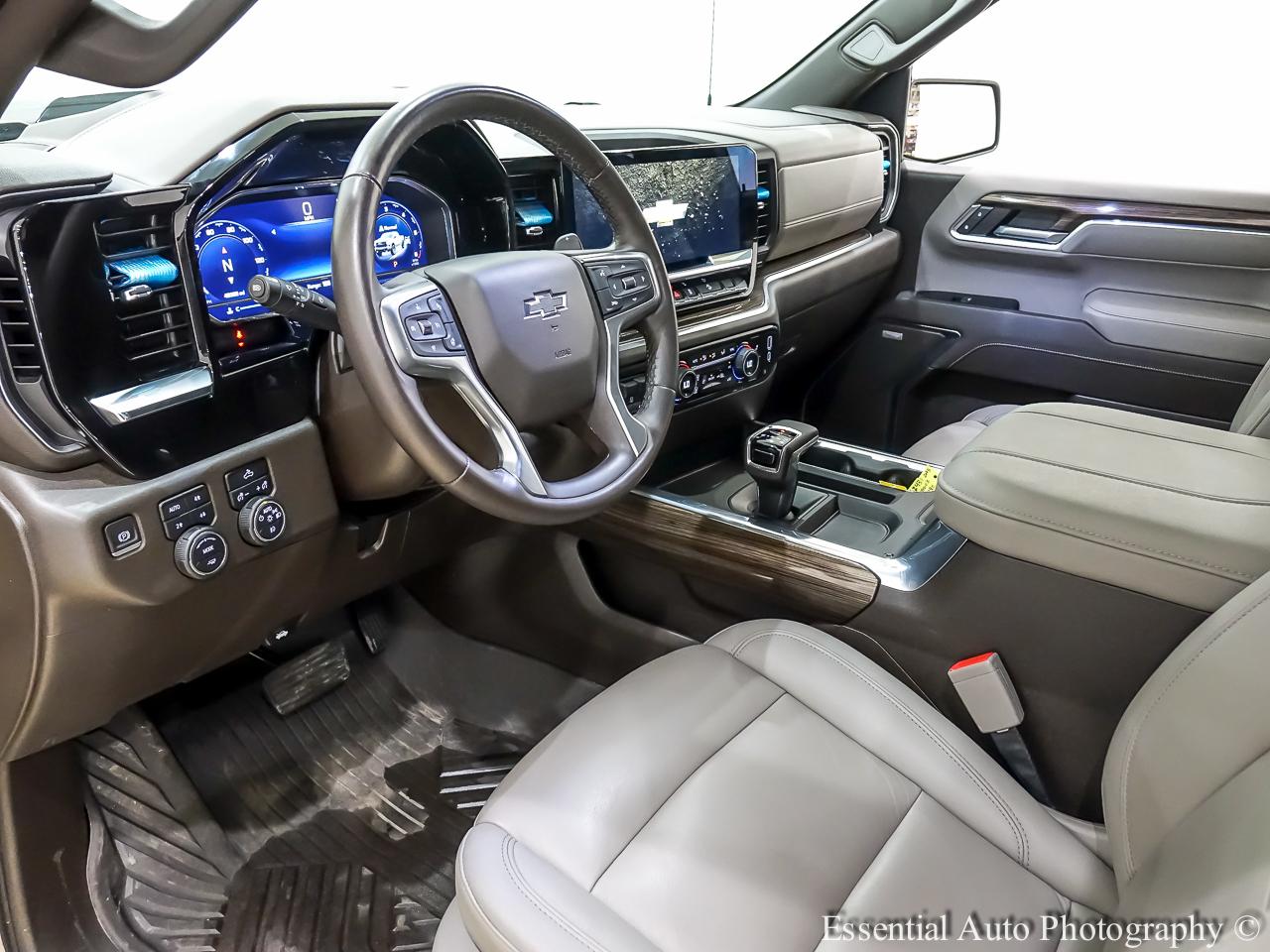 Chevrolet Silverado 1500 Trail Boss LT Crew Cab 4WD 2023
