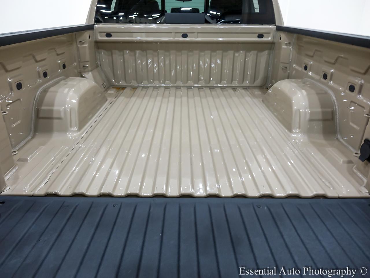 Chevrolet Silverado 1500 Trail Boss LT Crew Cab 4WD 2023