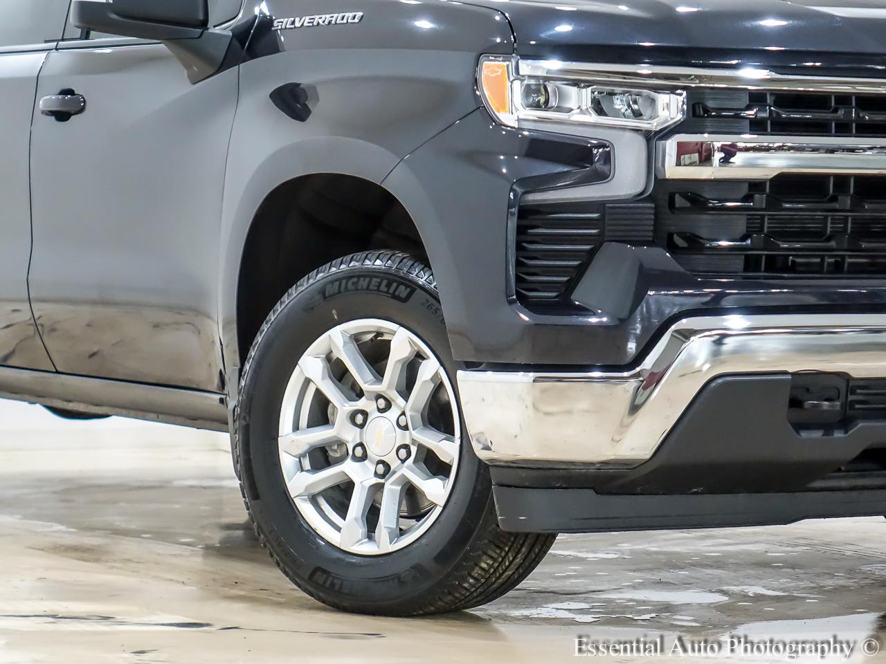 Chevrolet Silverado 1500 LT-L Crew Cab 4WD 2023