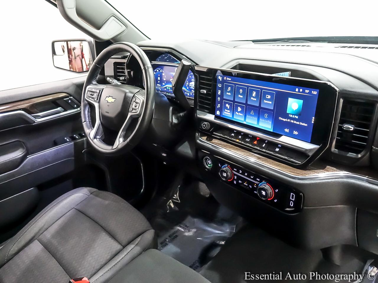 Chevrolet Silverado 1500 LT-L Crew Cab 4WD 2023