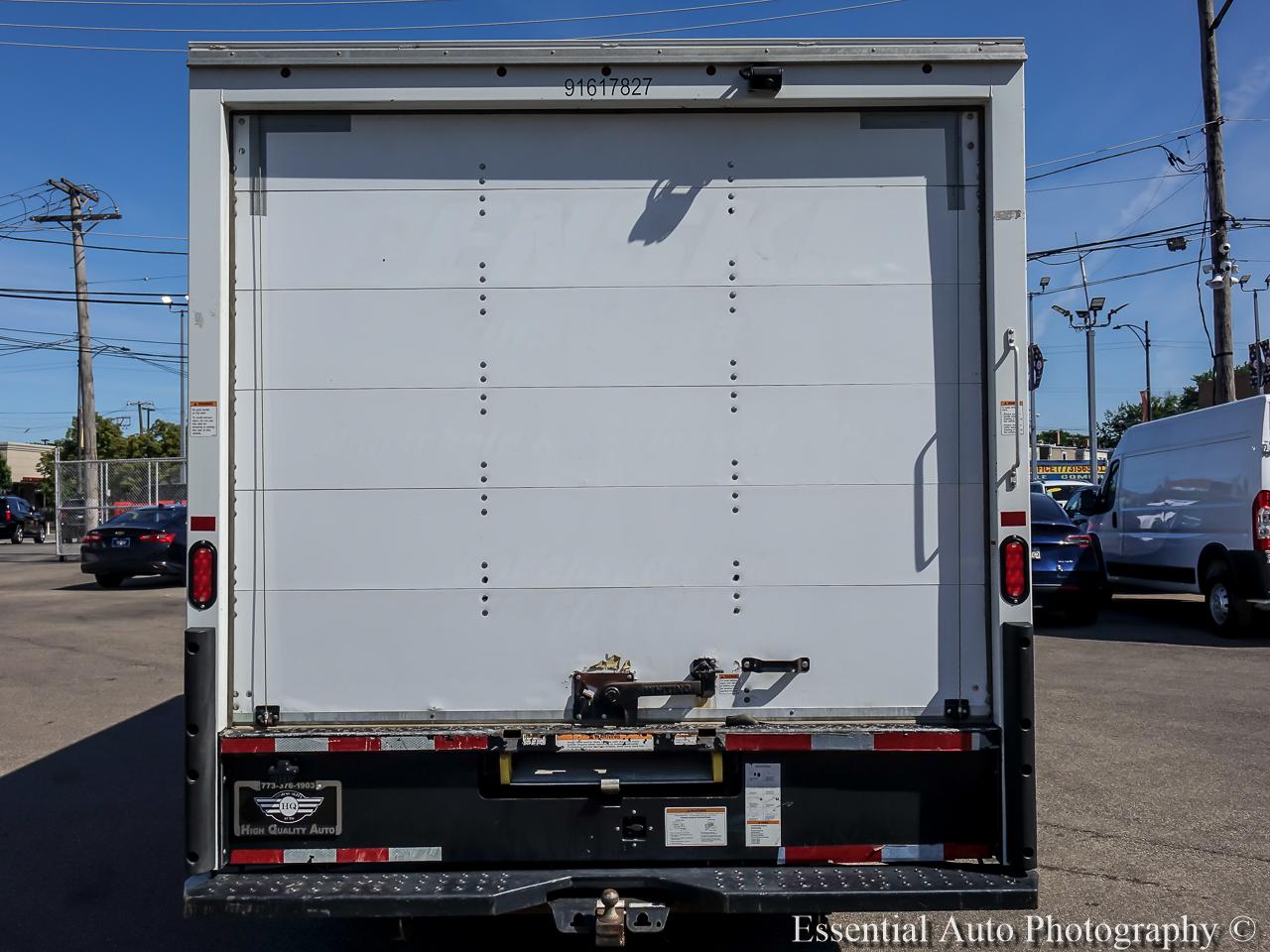 Ford Econoline E-350 Super Duty 2021