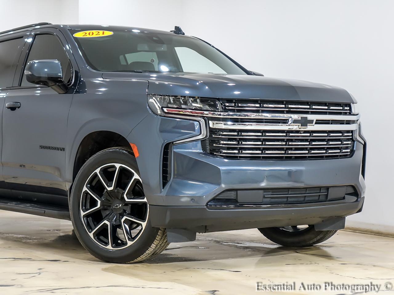 Chevrolet Suburban RST 4WD 2021