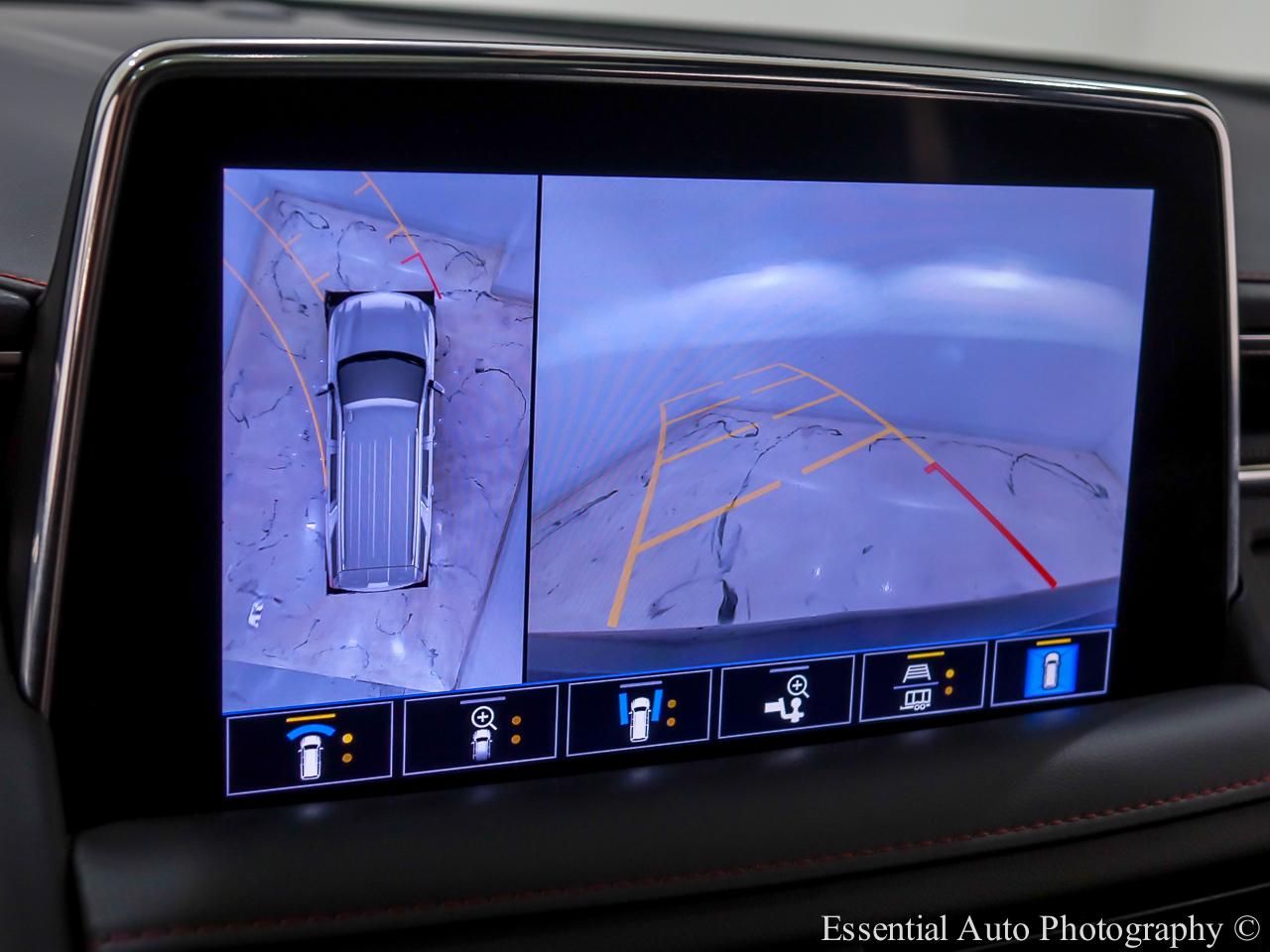 Chevrolet Suburban RST 4WD 2021