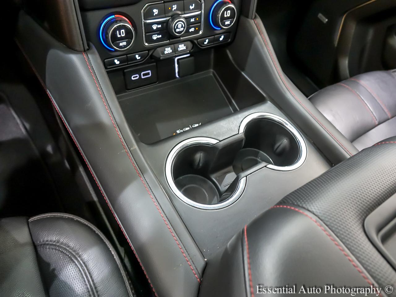 Chevrolet Suburban RST 4WD 2021