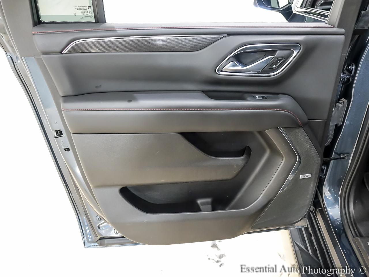 Chevrolet Suburban RST 4WD 2021
