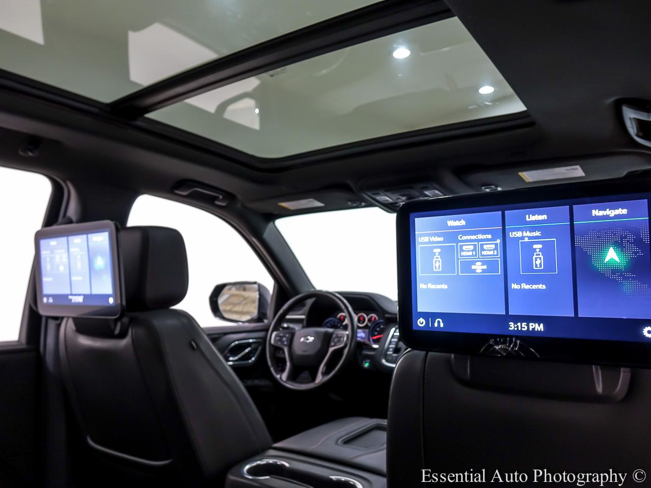 Chevrolet Suburban RST 4WD 2021