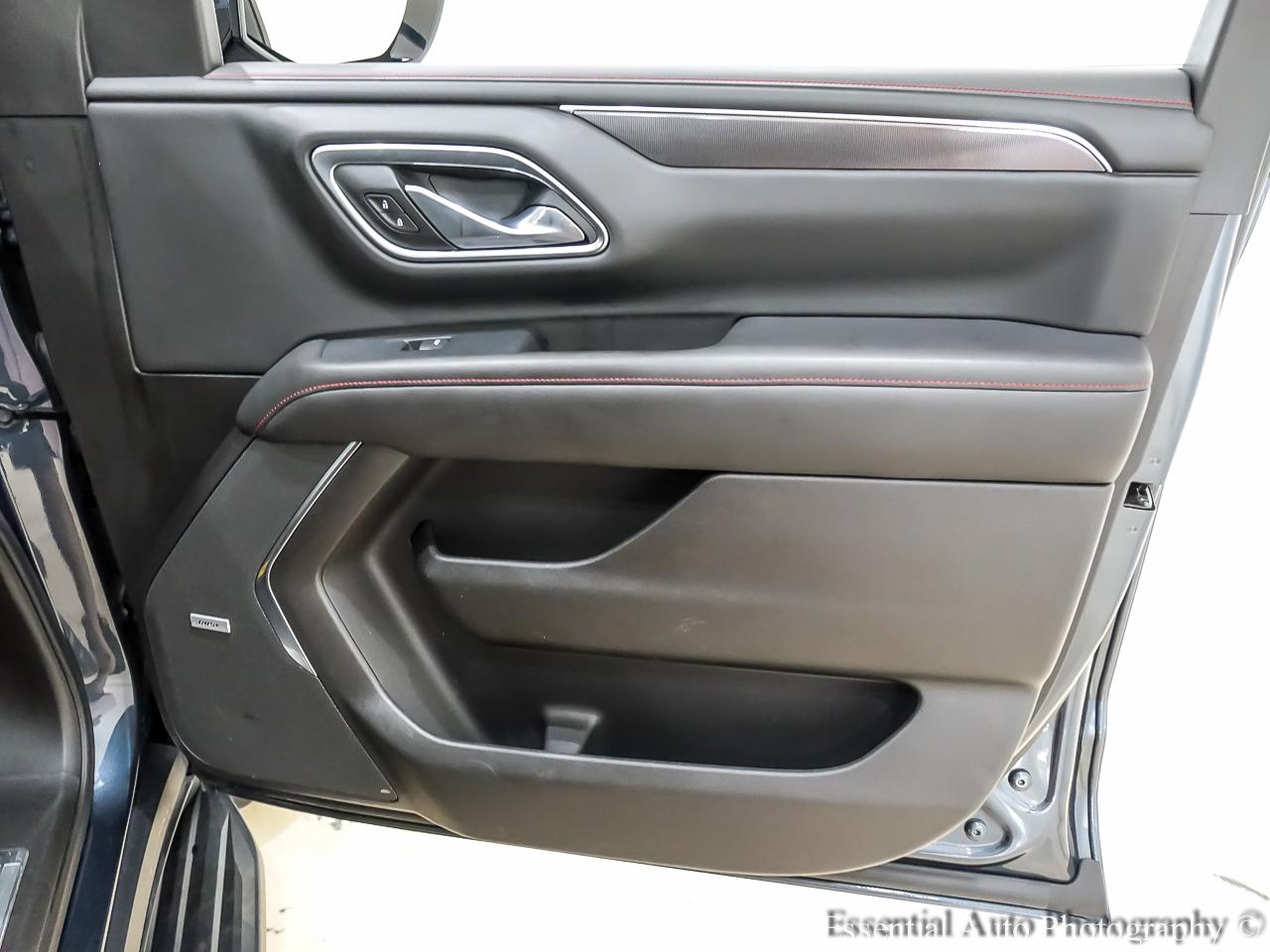 Chevrolet Suburban RST 4WD 2021