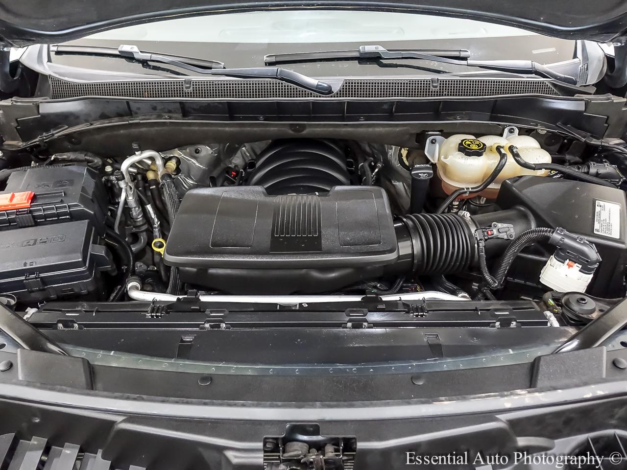 Chevrolet Suburban RST 4WD 2021