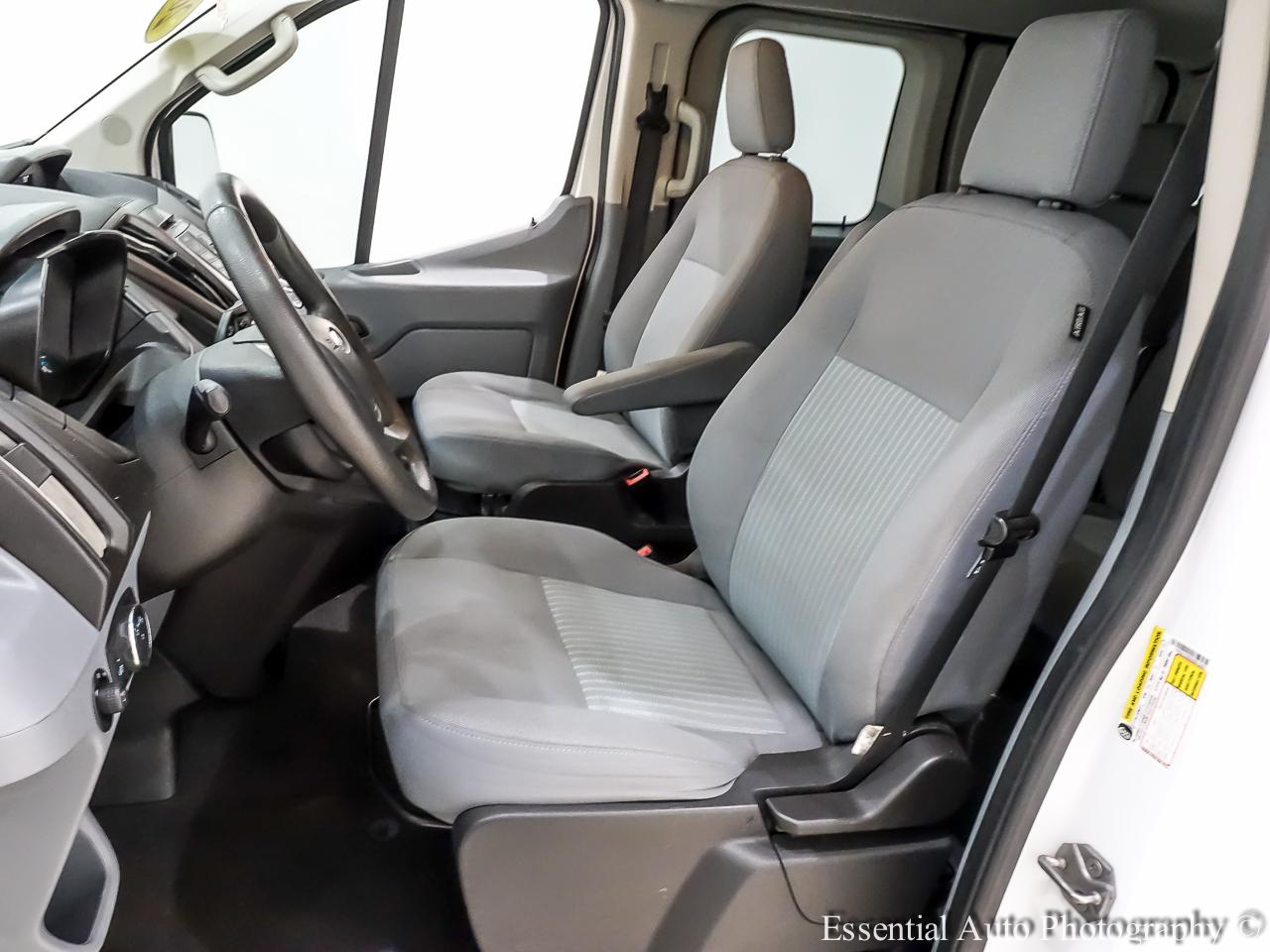 Ford Transit 350 Wagon Low Roof XLT 60/40 Pass. 148-in. WB 2019