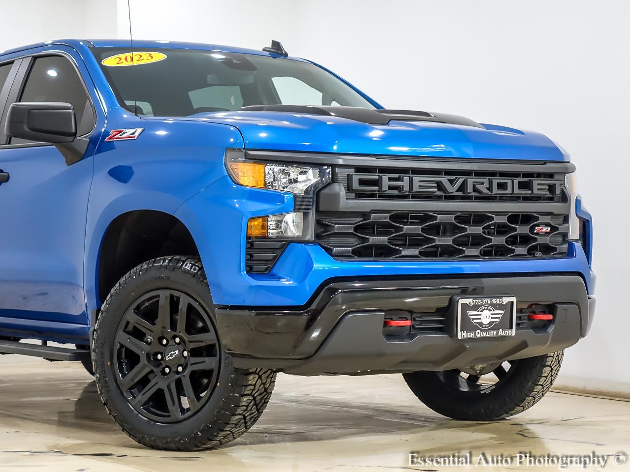 Chevrolet Silverado 1500 Trail Boss Custom Crew Cab 4WD 2023