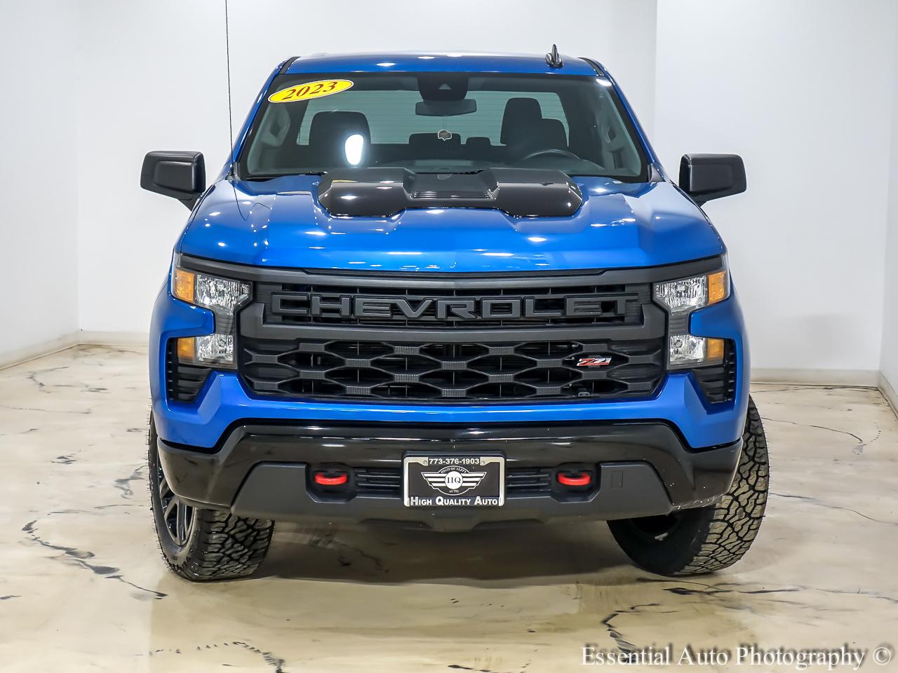 Chevrolet Silverado 1500 Trail Boss Custom Crew Cab 4WD 2023