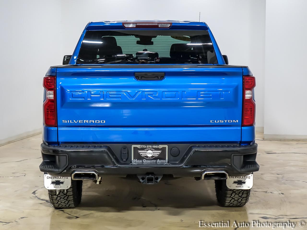 Chevrolet Silverado 1500 Trail Boss Custom Crew Cab 4WD 2023