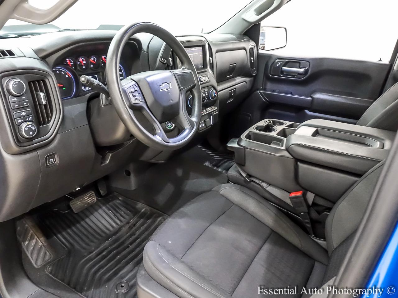 Chevrolet Silverado 1500 Trail Boss Custom Crew Cab 4WD 2023
