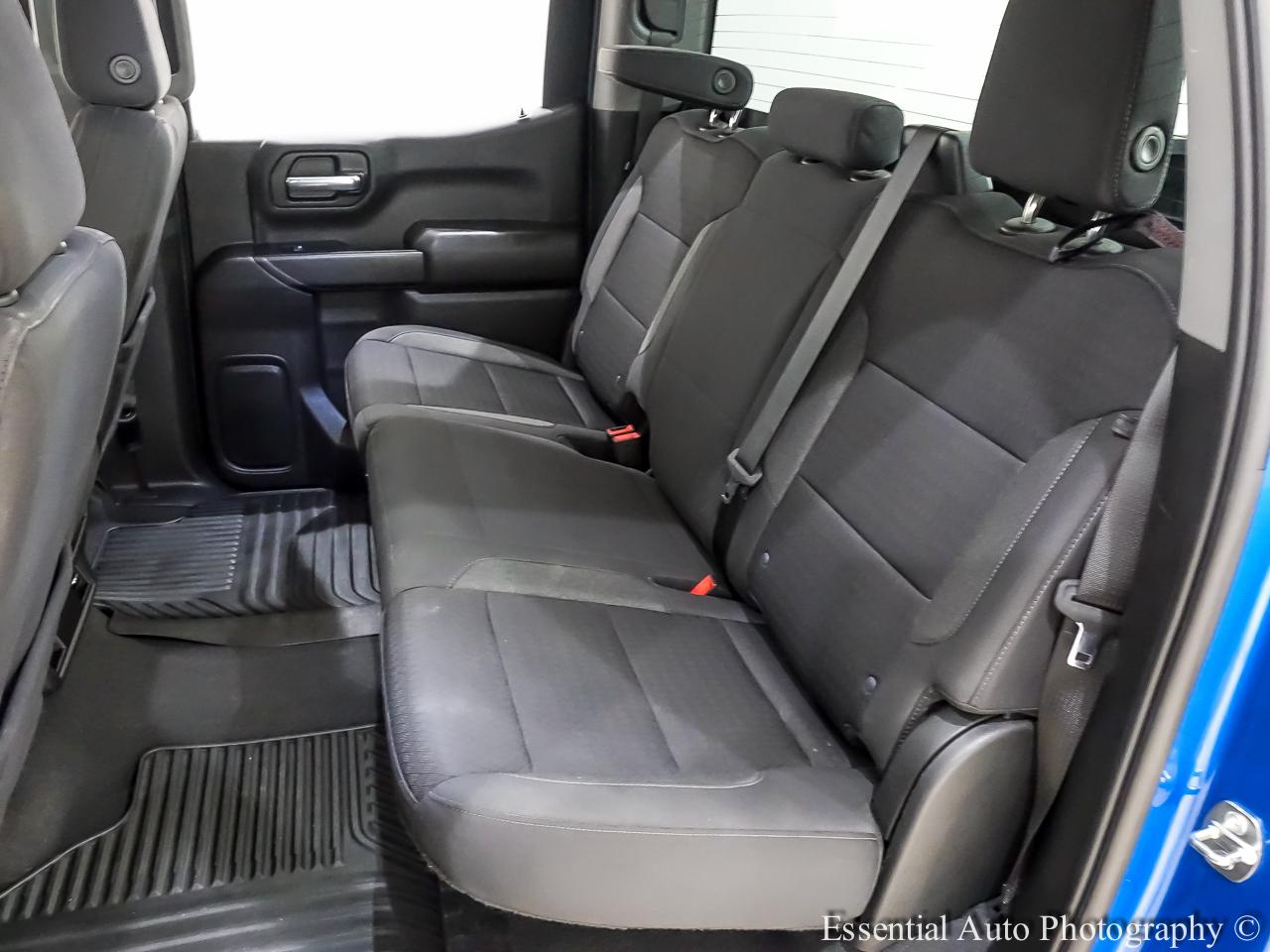 Chevrolet Silverado 1500 Trail Boss Custom Crew Cab 4WD 2023
