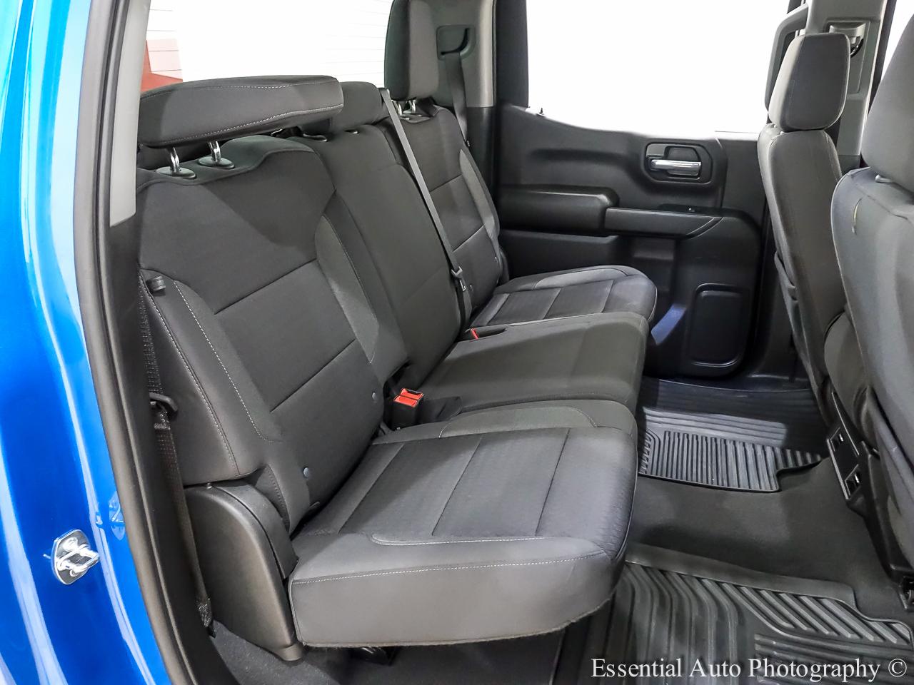Chevrolet Silverado 1500 Trail Boss Custom Crew Cab 4WD 2023