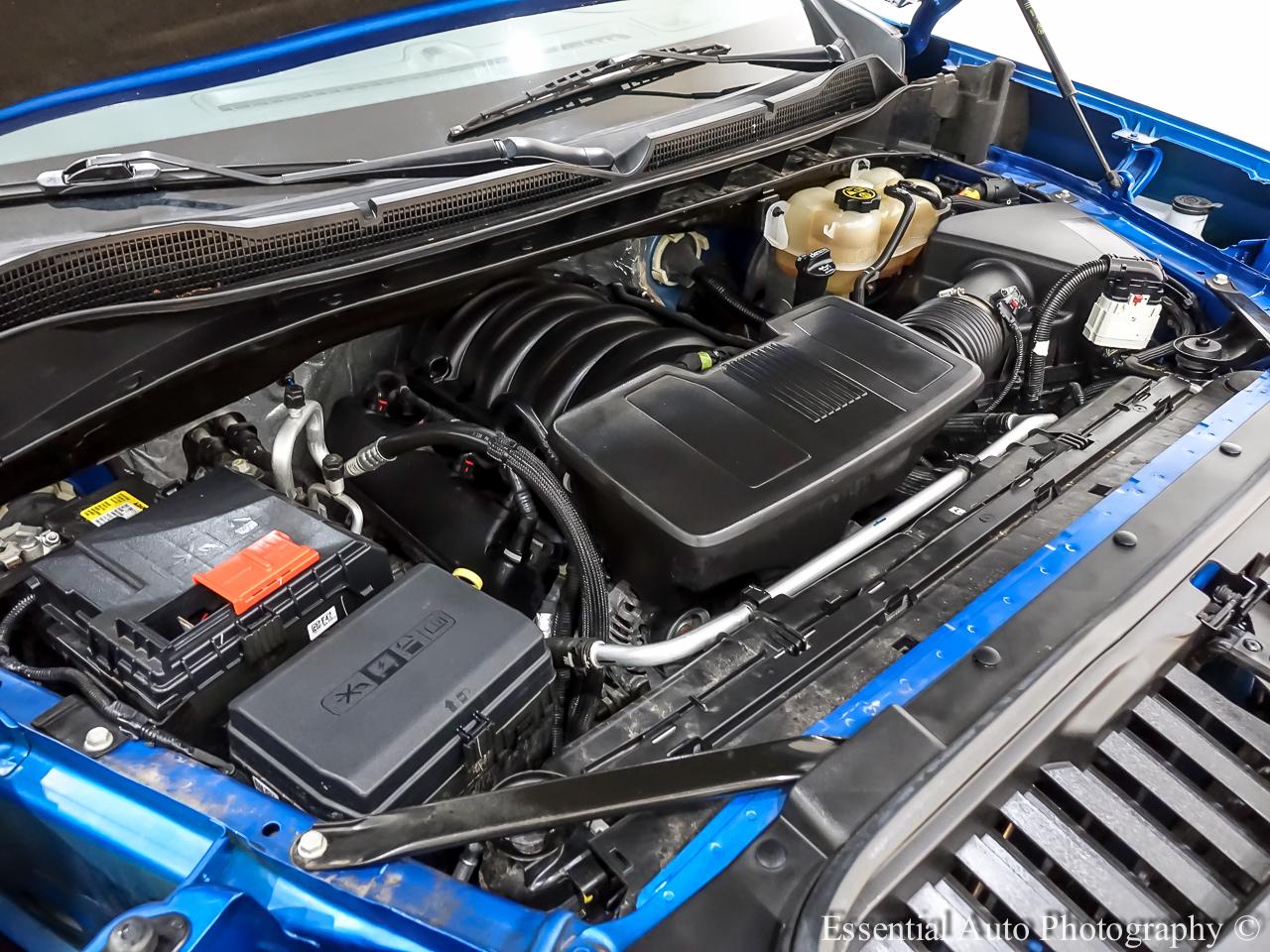 Chevrolet Silverado 1500 Trail Boss Custom Crew Cab 4WD 2023