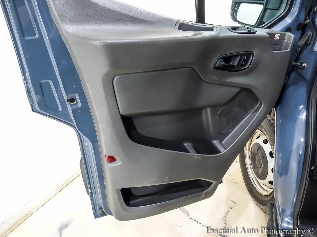 Ford Transit 250 Van High Roof w/Sliding Pass. 148-in. WB EL 2020