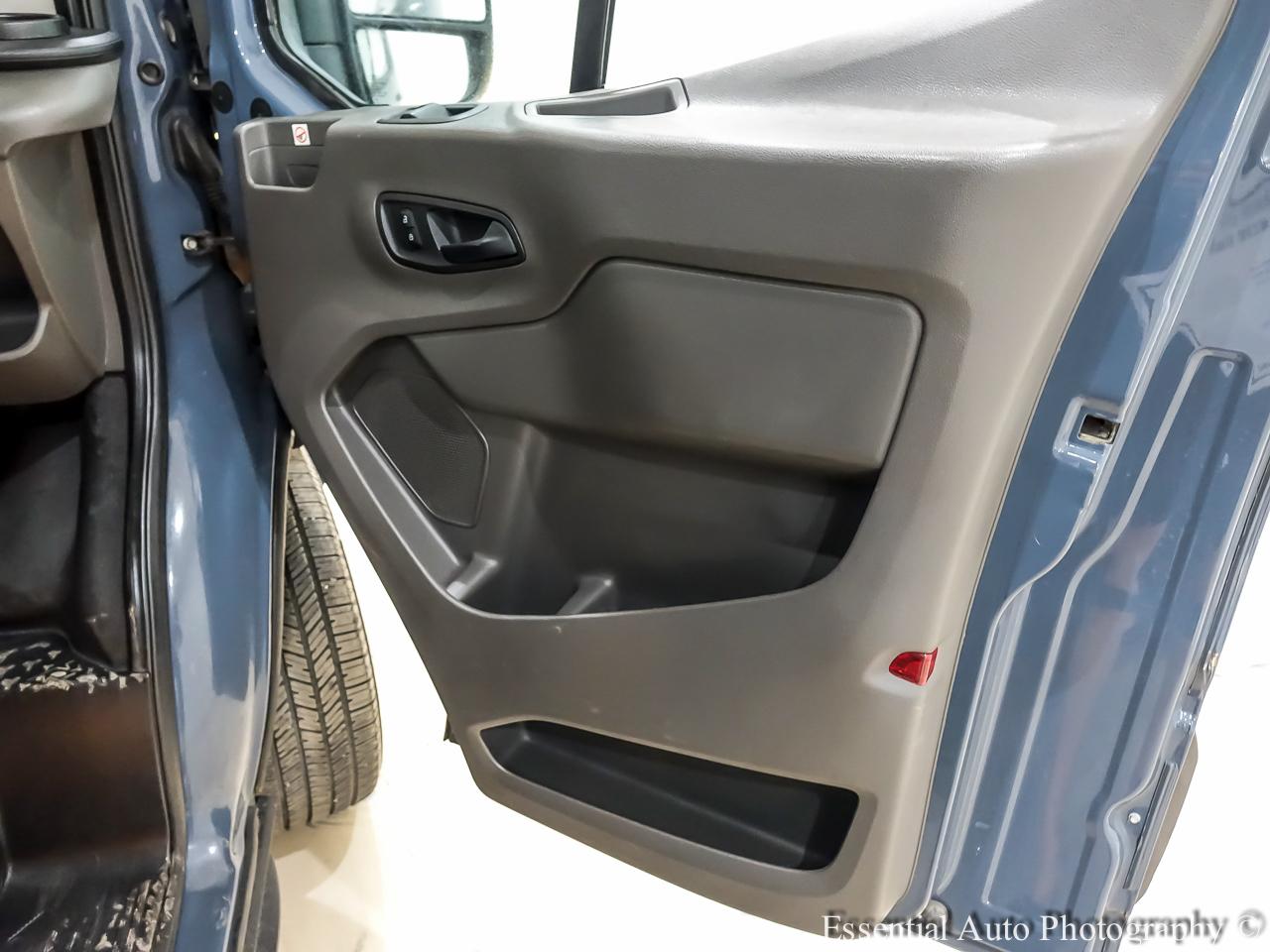 Ford Transit 250 Van High Roof w/Sliding Pass. 148-in. WB EL 2020