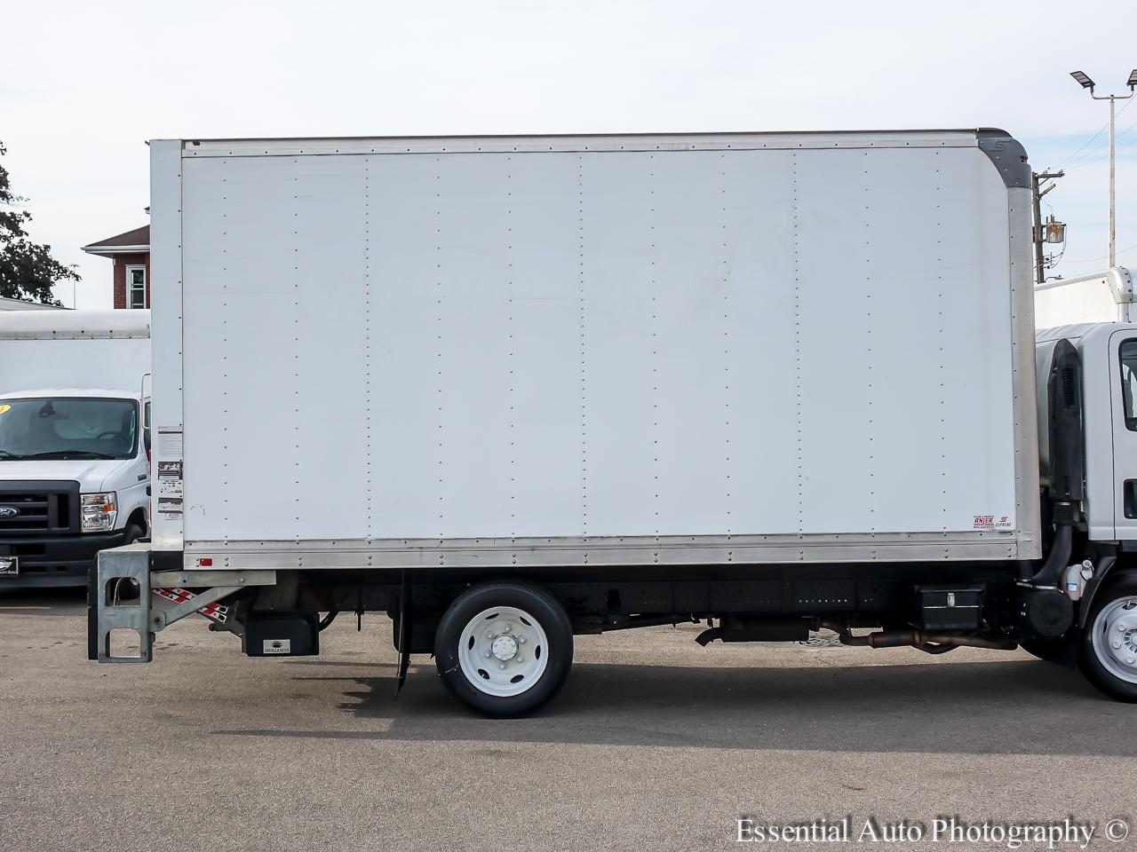 Isuzu NPR HD  2018