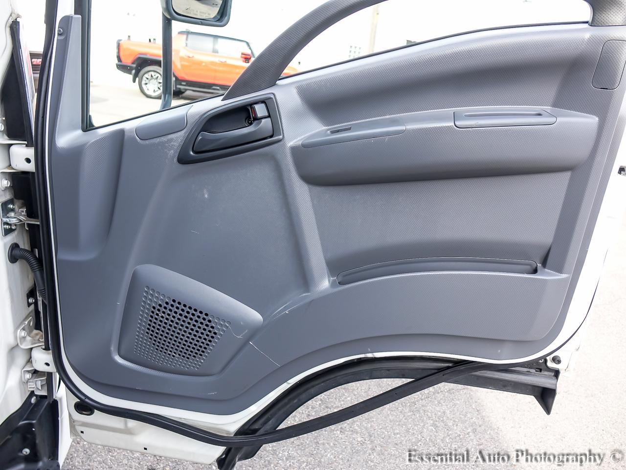 Isuzu NPR HD  2018