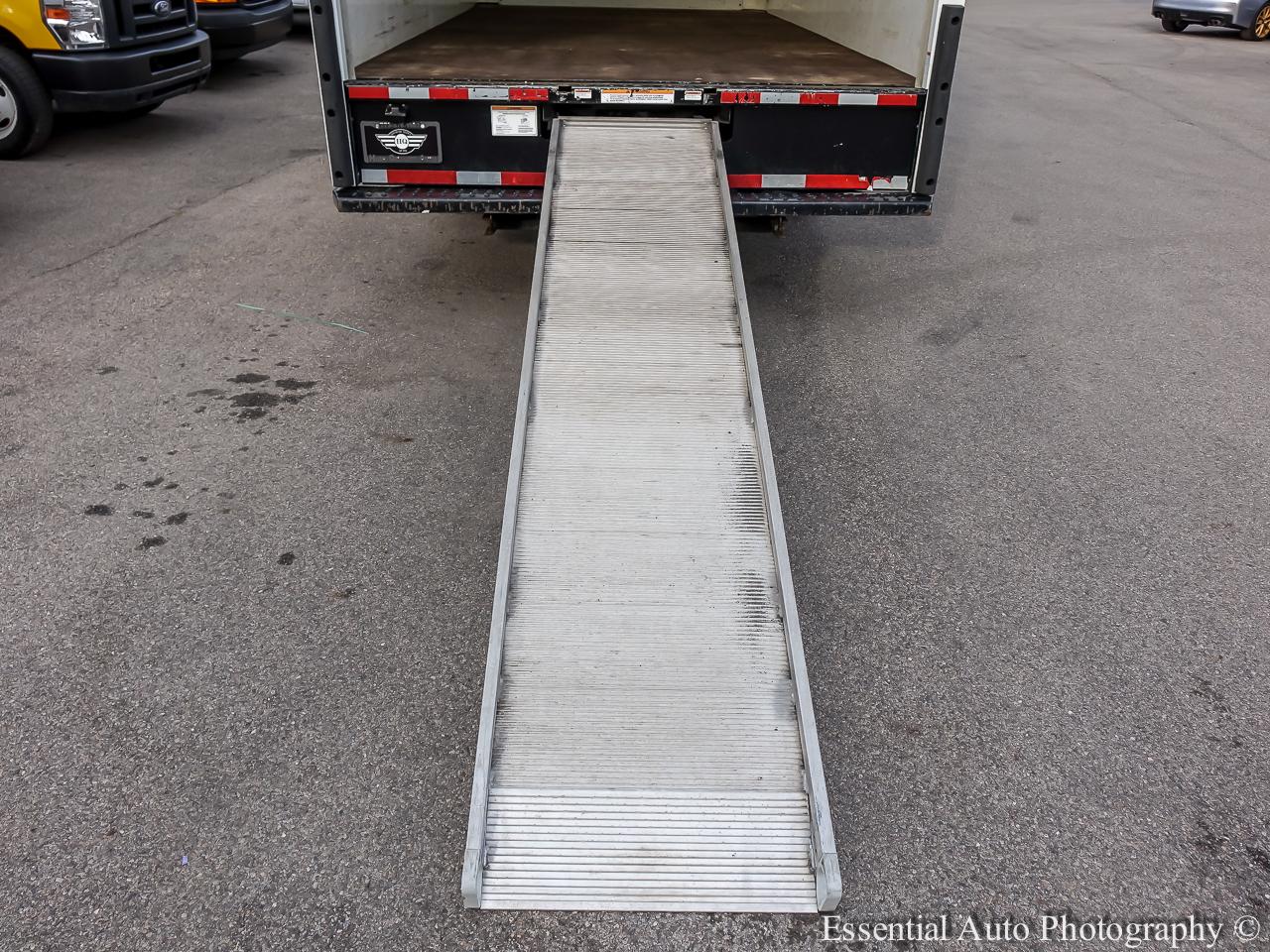 GMC Savana G3500 177 in. 2022
