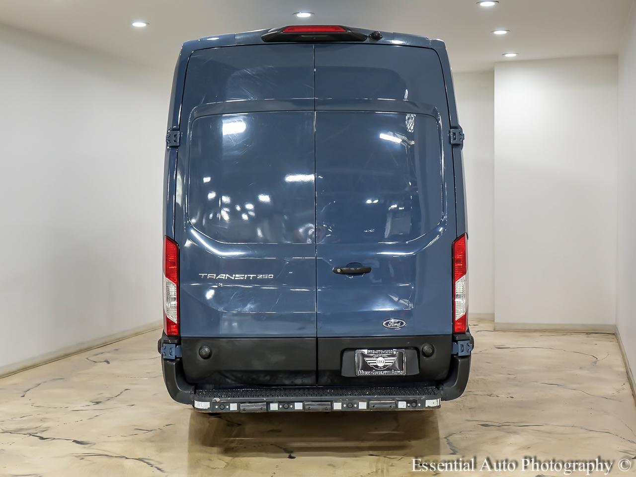 Ford Transit 250 Van High Roof w/Sliding Pass. 148-in. WB EL 2021