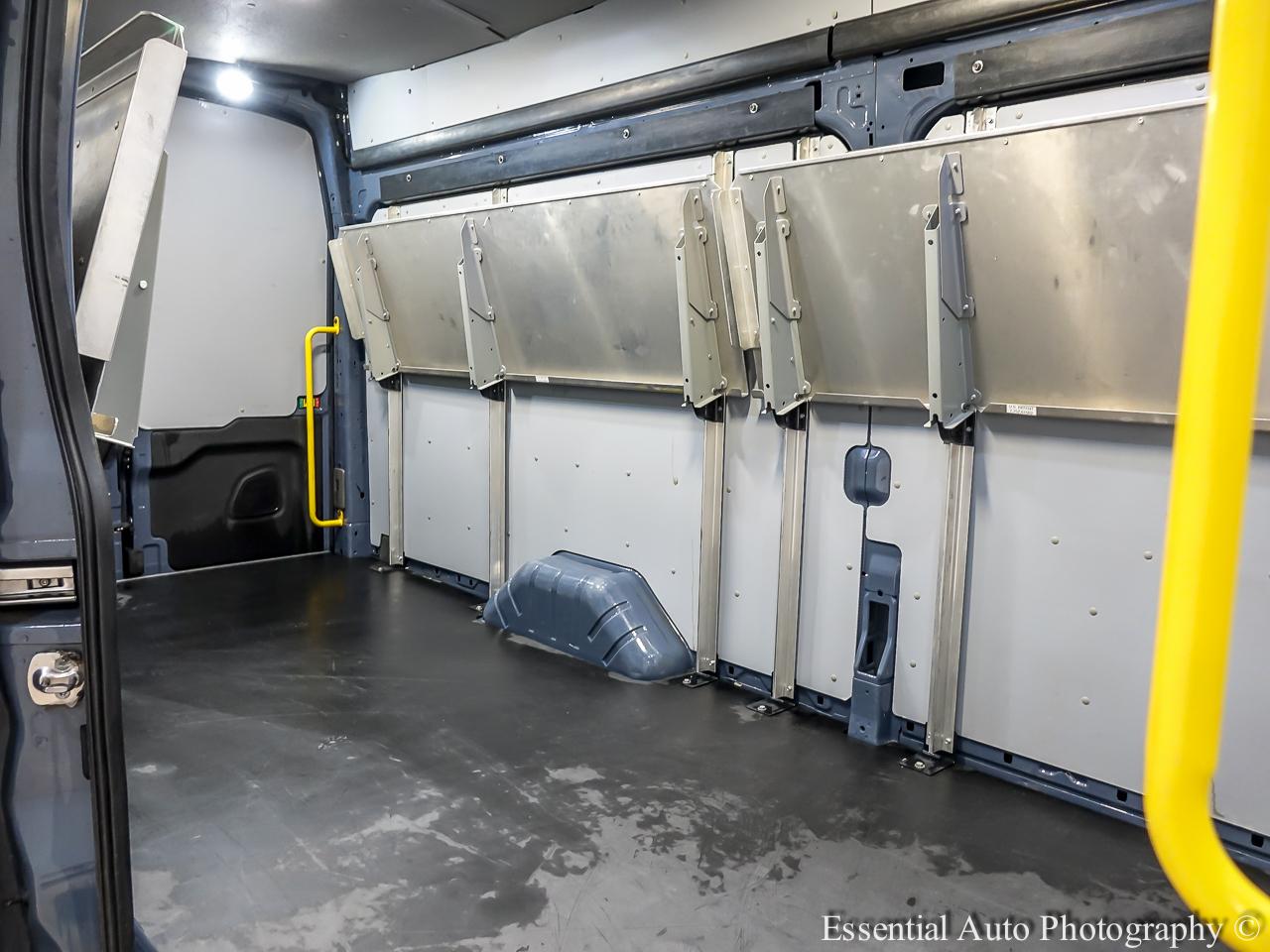 Ford Transit 250 Van High Roof w/Sliding Pass. 148-in. WB EL 2021