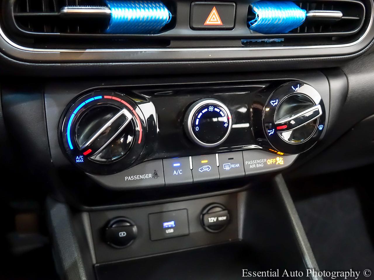Hyundai Kona SEL AWD 2023