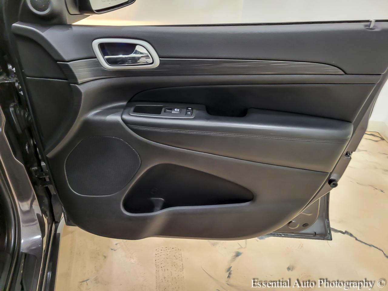 Jeep Grand Cherokee Laredo X 4WD 2021
