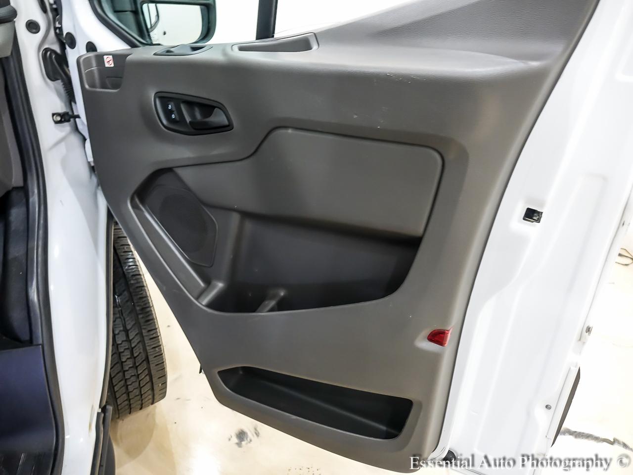 Ford Transit 250 Van High Roof w/Sliding Pass. 148-in. WB EL 2021