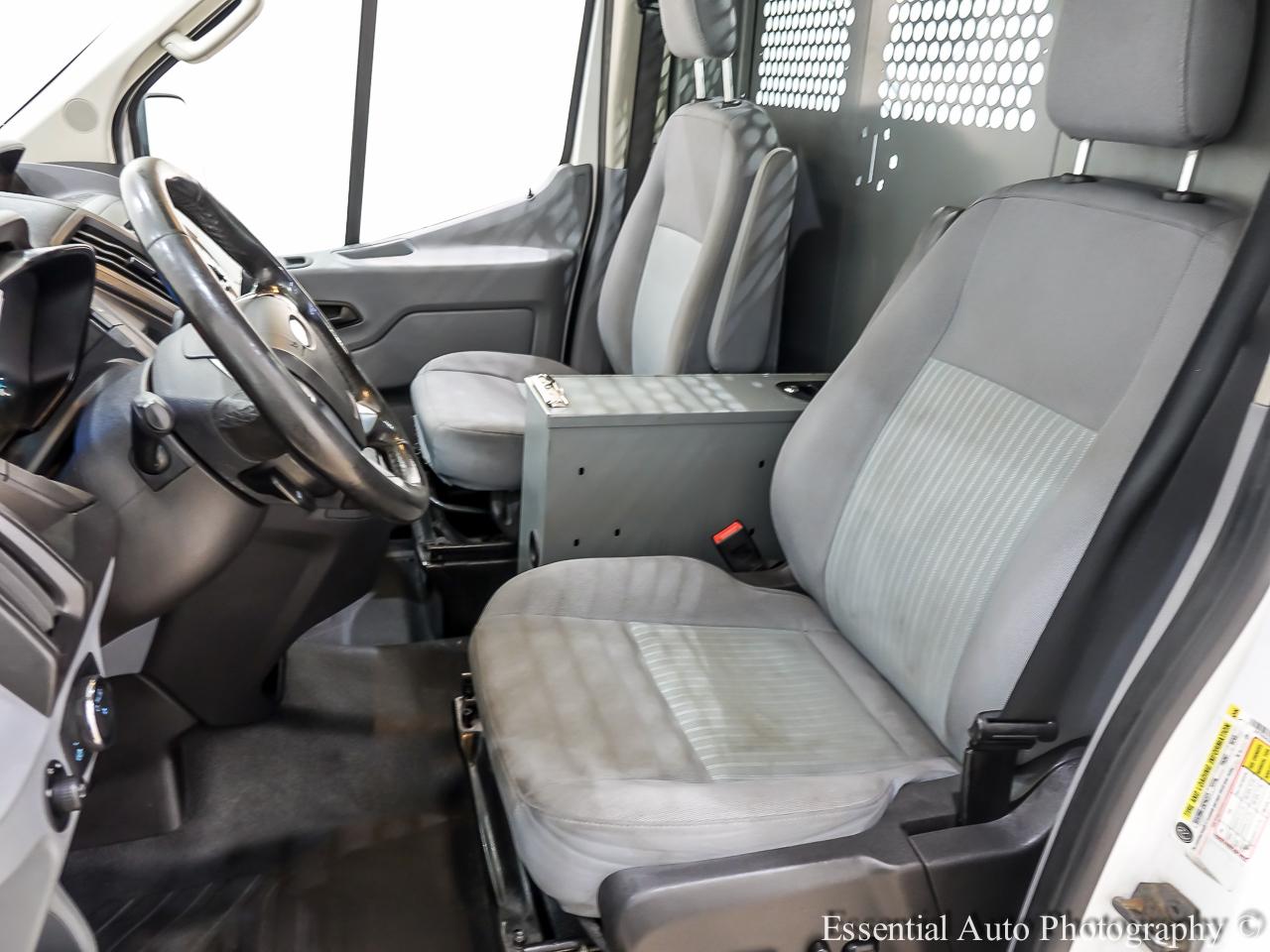 Ford Transit 250 Van Med. Roof w/Sliding Pass. 148-in. WB 2017