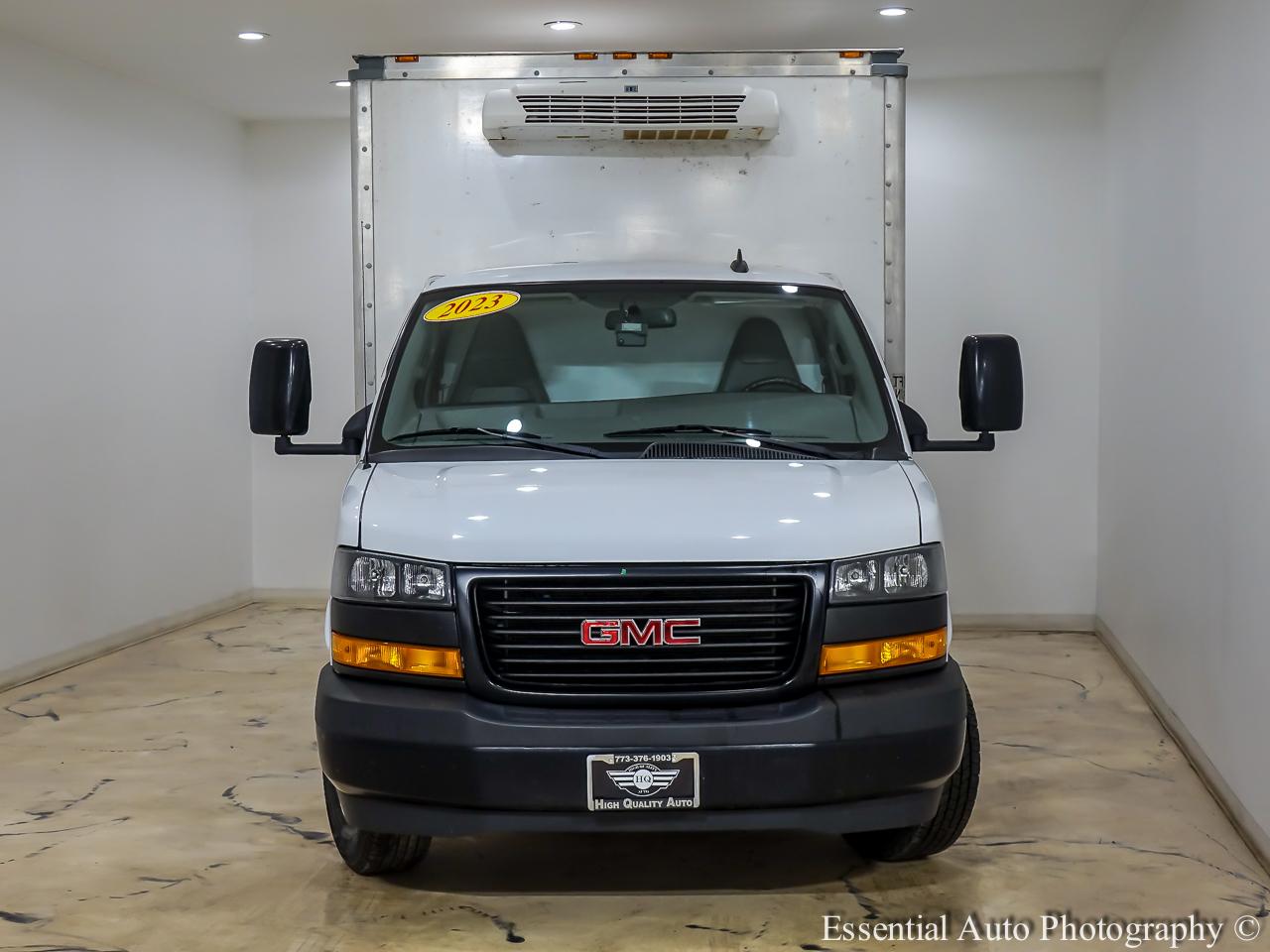 GMC Savana  2023