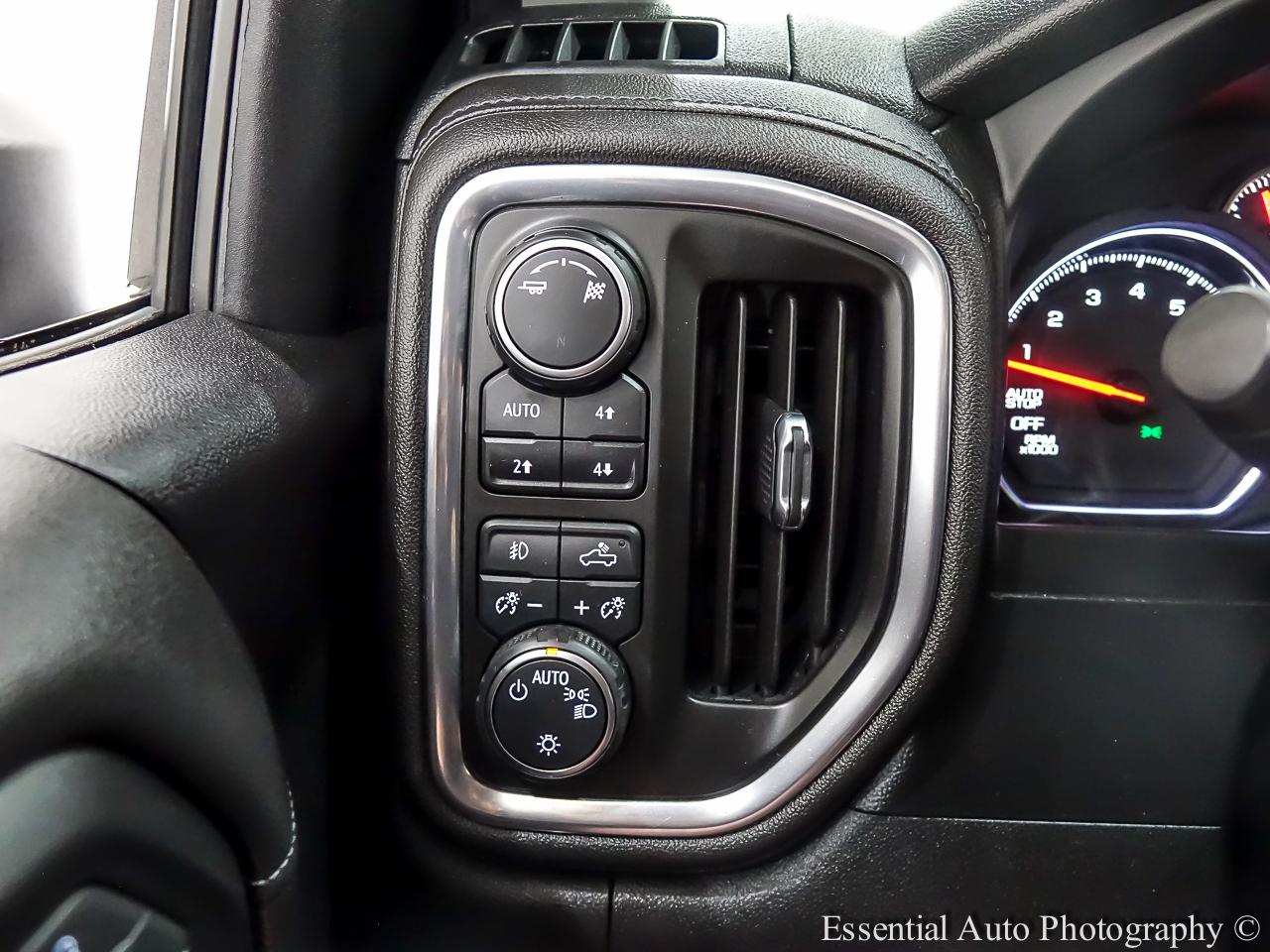 Chevrolet Silverado 1500 LT Trail Boss Crew Cab 4WD 2019