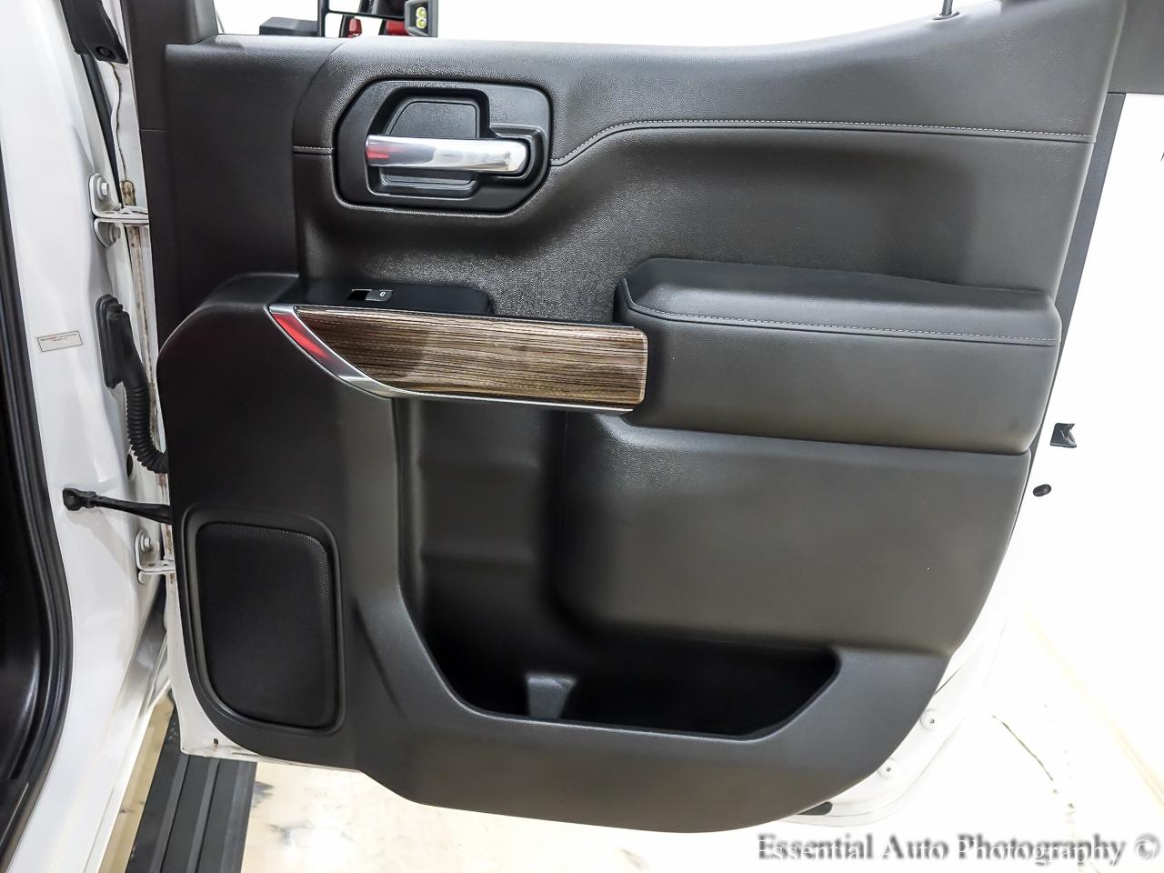 Chevrolet Silverado 1500 LT Trail Boss Crew Cab 4WD 2019