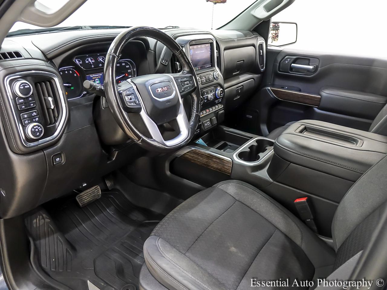 GMC Sierra 1500 Elevation Double Cab 4WD 2020