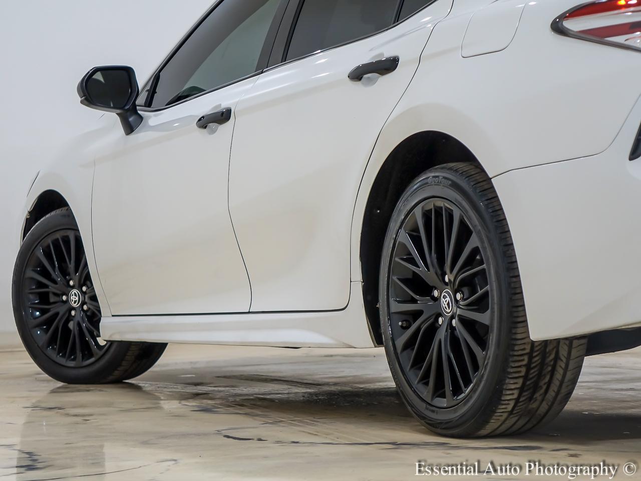 Toyota Camry SE 2019