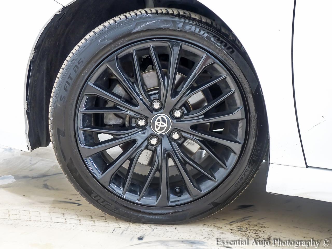 Toyota Camry SE 2019