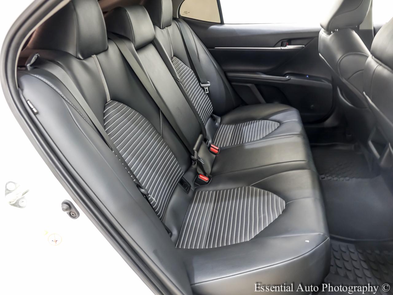 Toyota Camry SE 2019