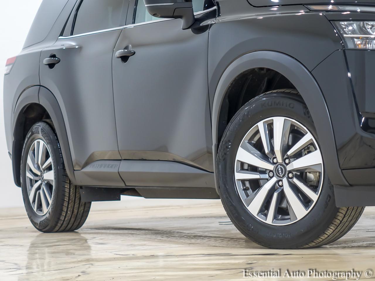 Nissan Pathfinder SL 4WD 2023