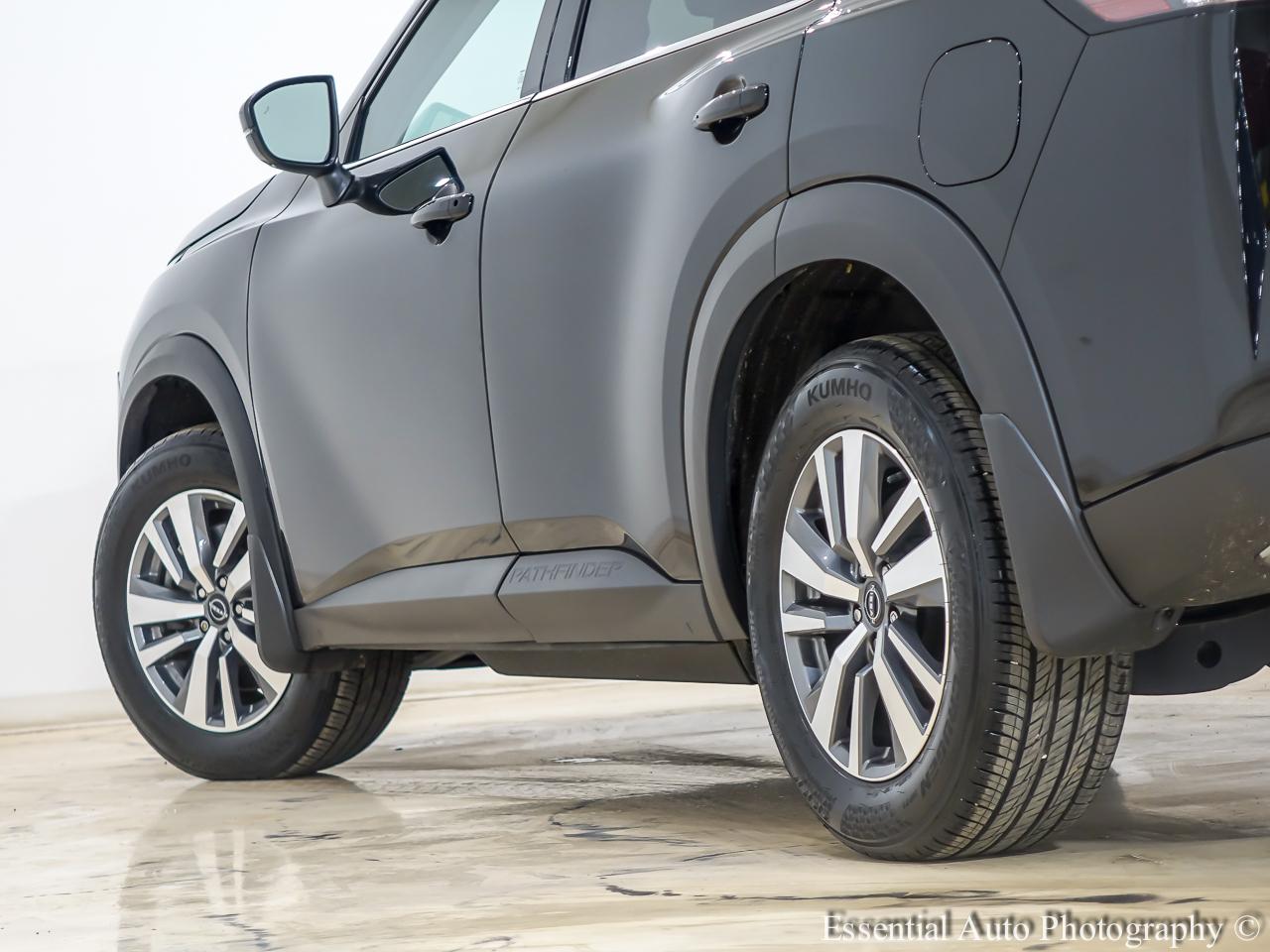 Nissan Pathfinder SL 4WD 2023