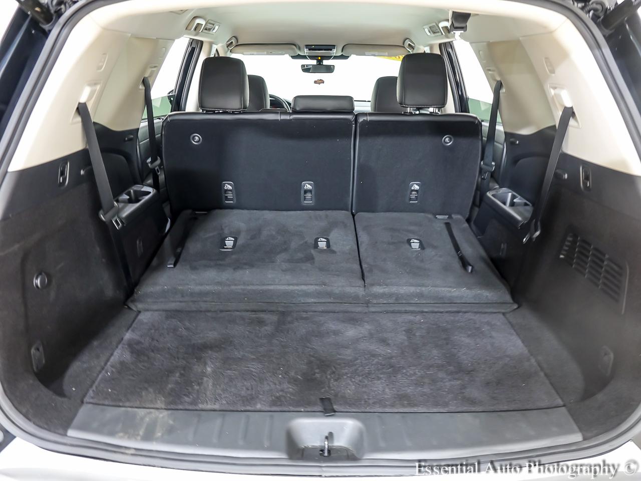 Nissan Pathfinder SL 4WD 2023