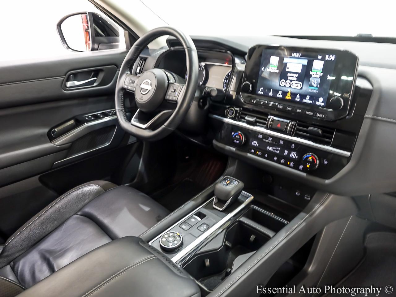 Nissan Pathfinder SL 4WD 2023