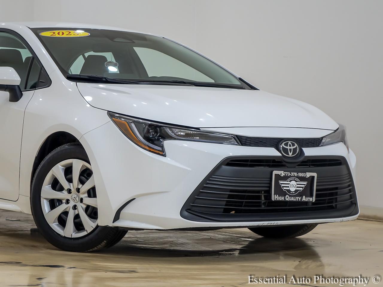 Toyota Corolla LE 2025