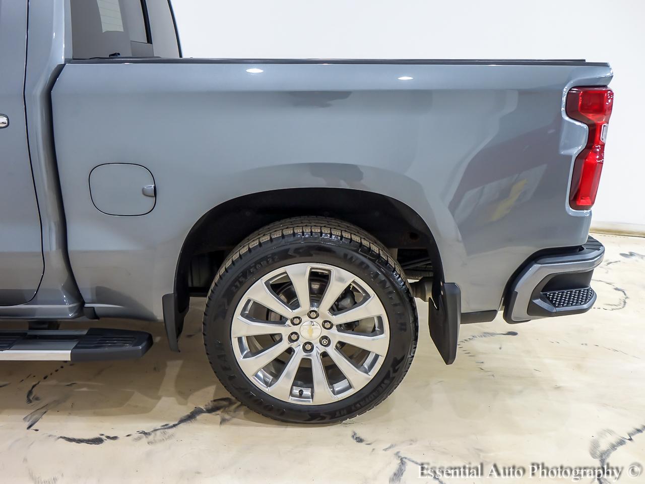 Chevrolet Silverado 1500 High Country Crew Cab Long Box 4WD 2020