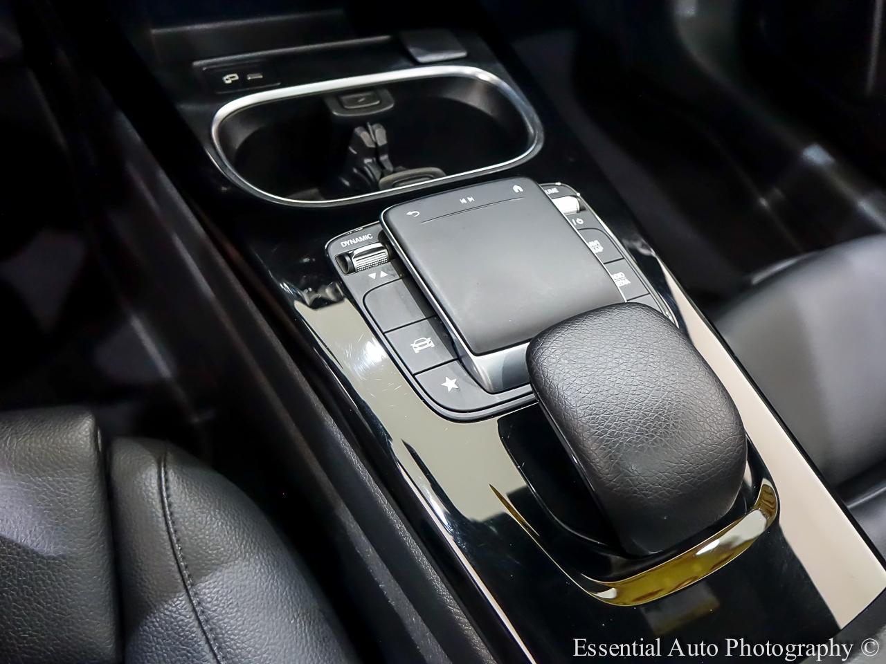Mercedes-Benz CLA-Class  2022